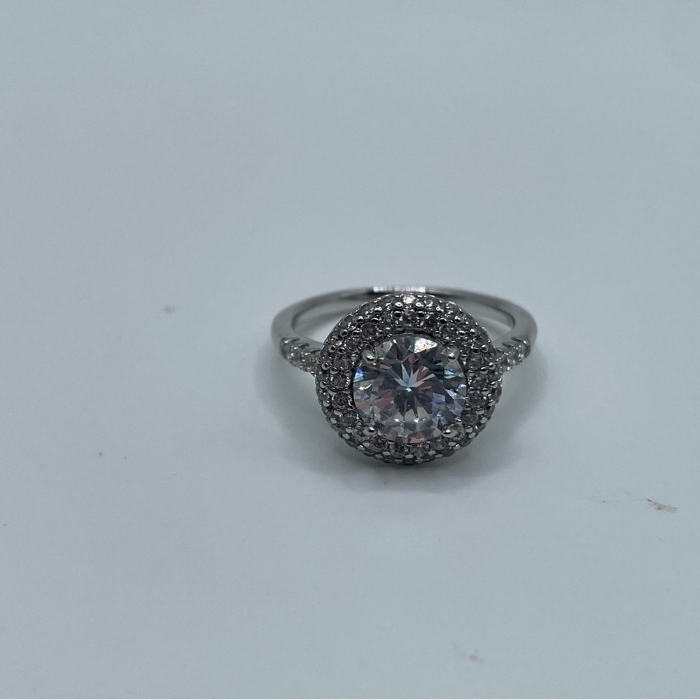 Round Silver Fashion Costume Ring | Size 8